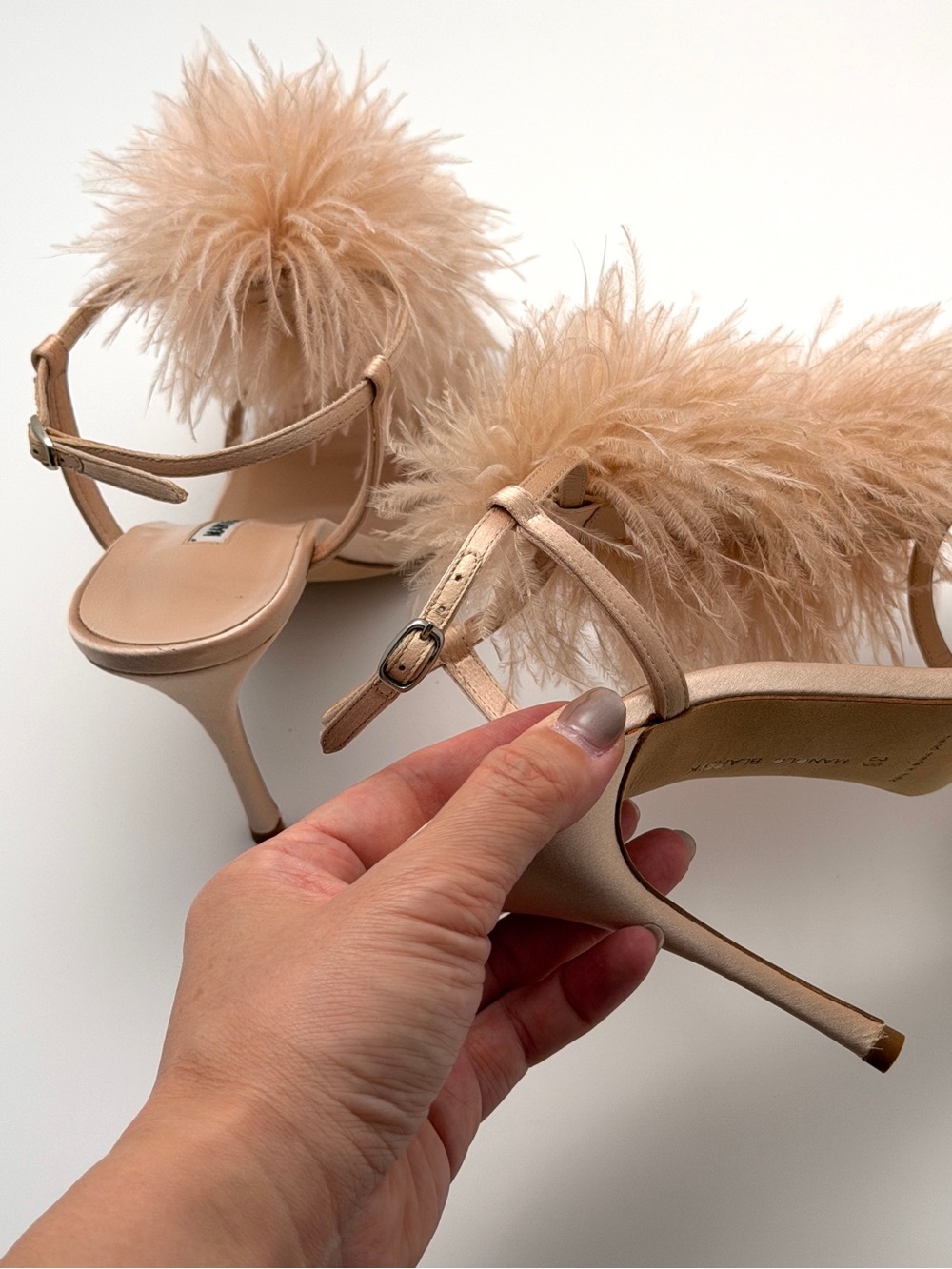 Manolo Blahnik Blush Feather-Trim Slingback Heels - NIB EU38 - Picture 6 of 9